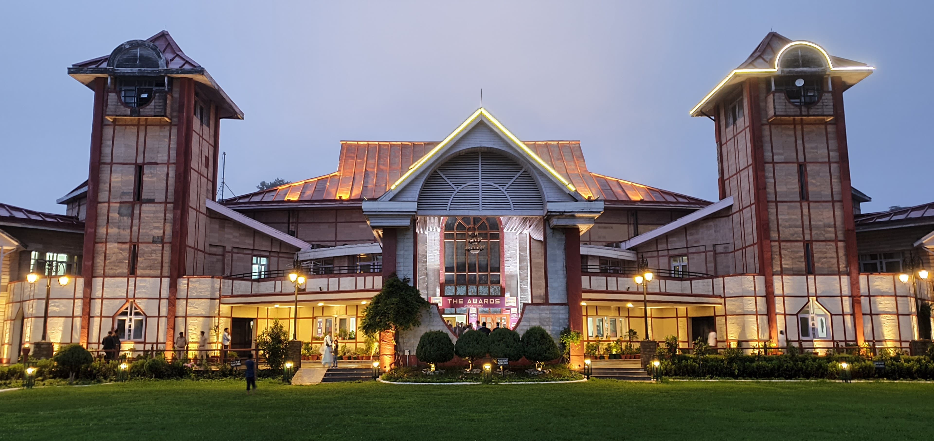 Hotel Peterhoff, Shimla