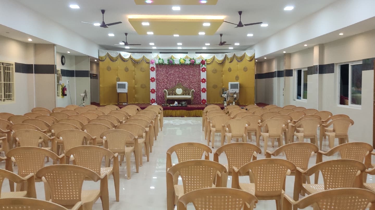 Meena Mahal A/C, Karur