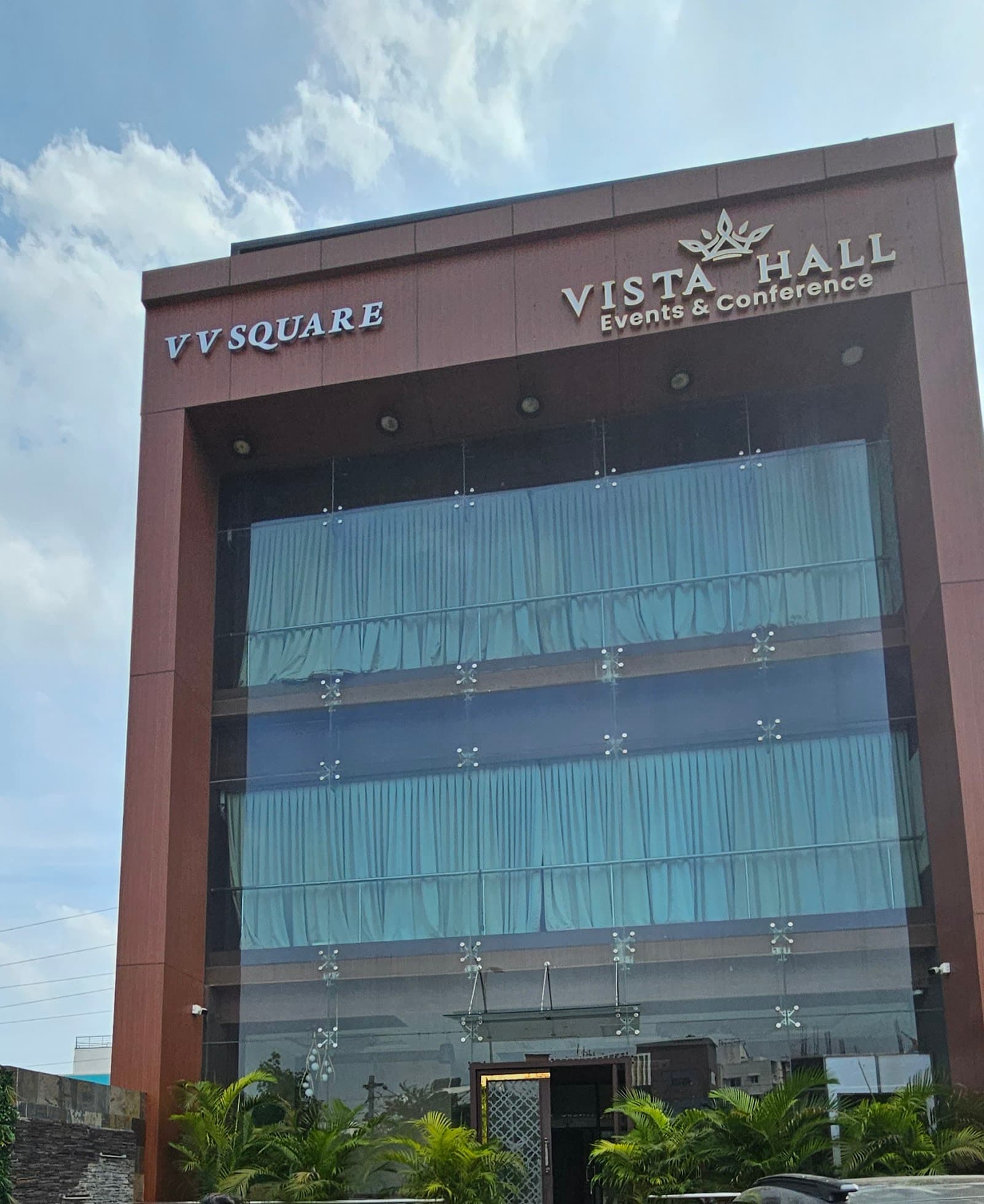 VISTA HALL ,V V Square, Chennai