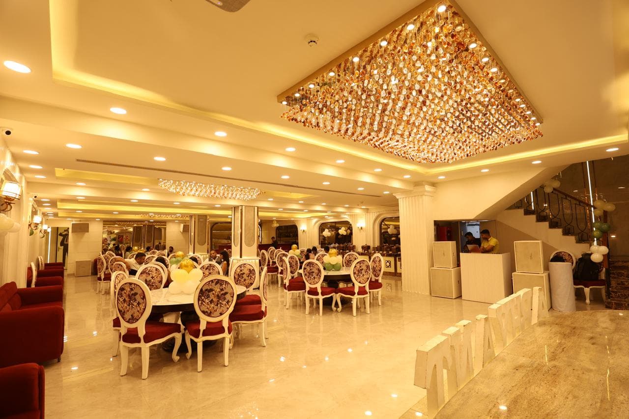 Divine Banquet, Noida