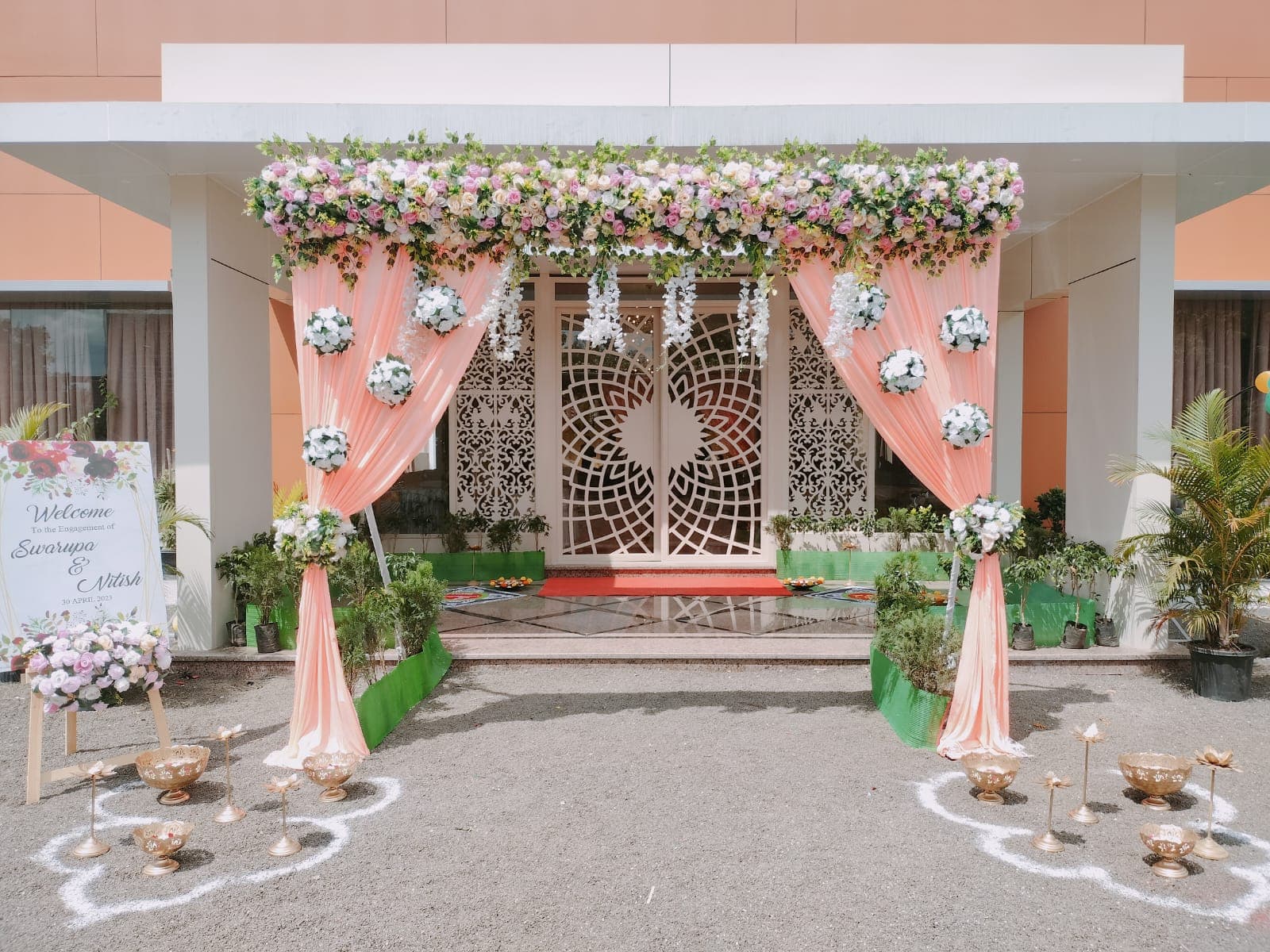 Lotusland Banquet & Lawns, Nashik