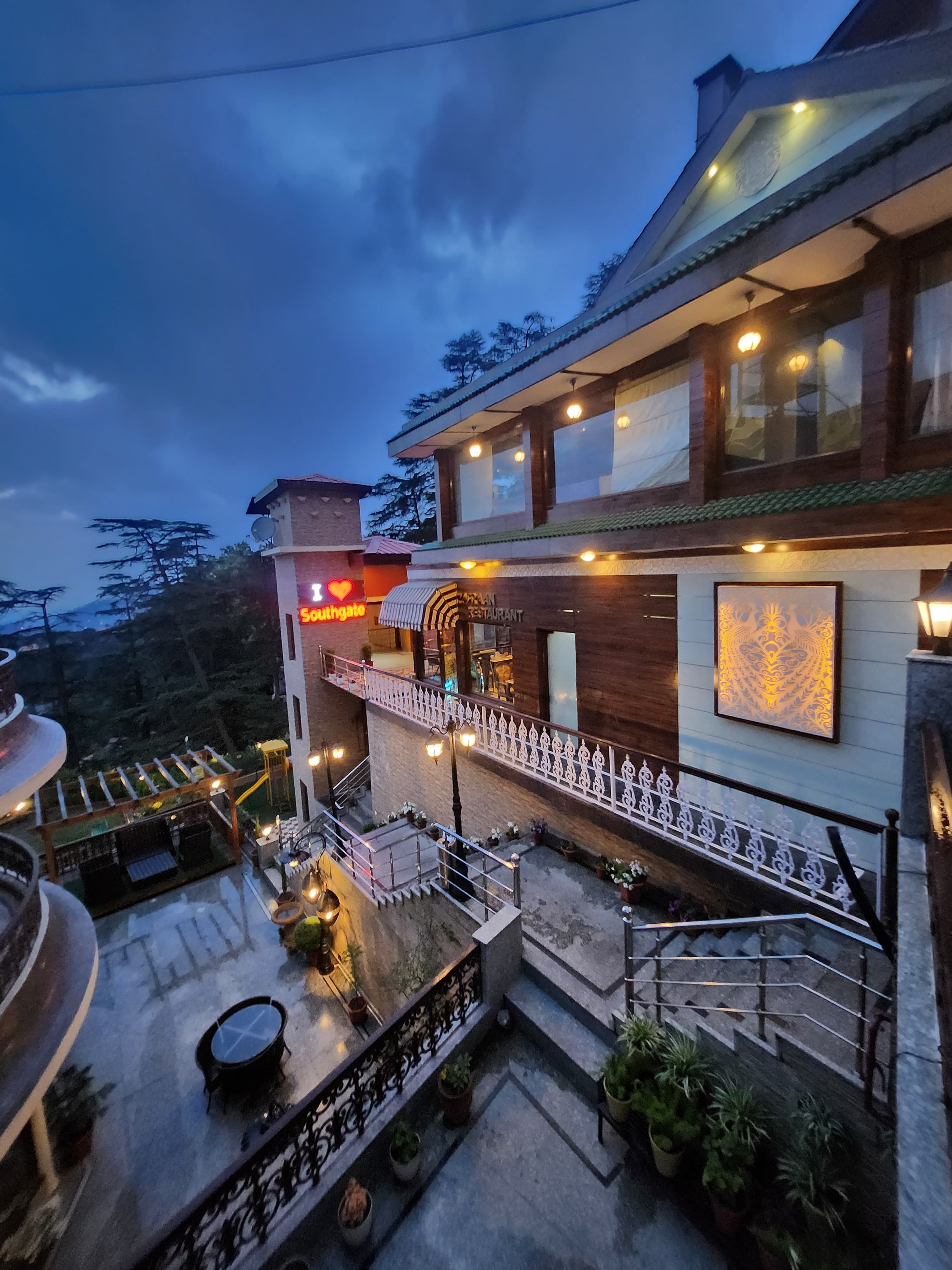 Hotel Southgate Shimla /Zafraan, Shimla