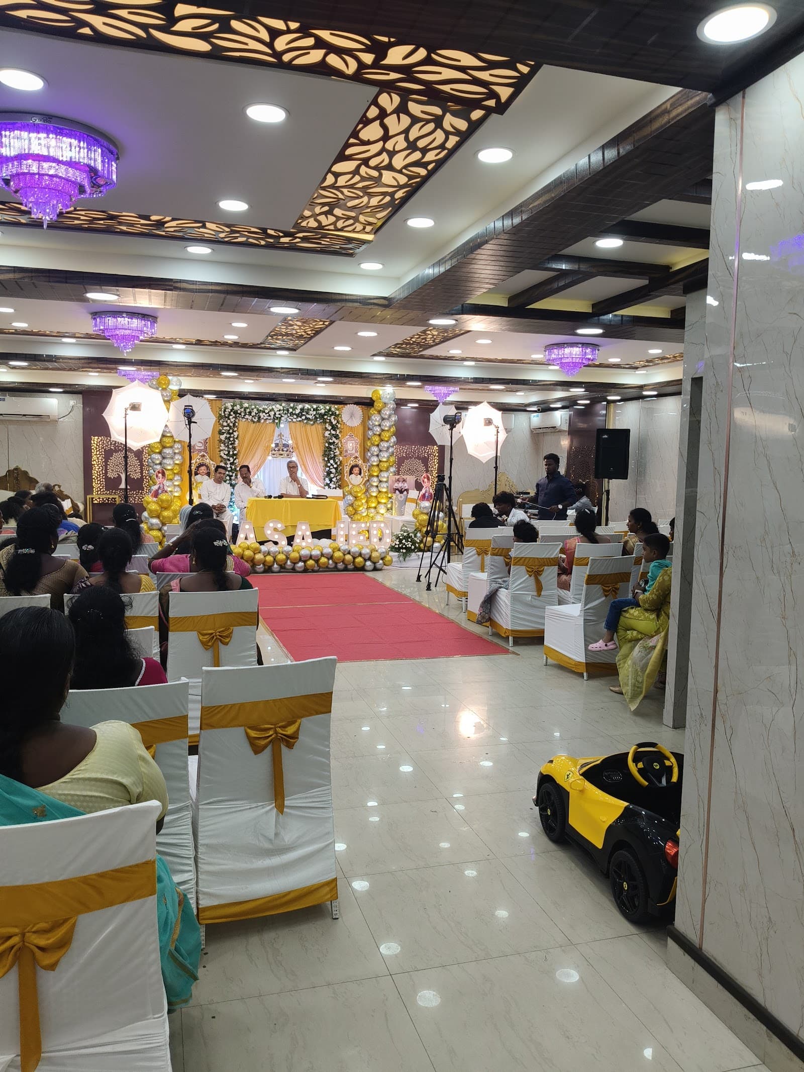 Crystal Banquet AC Party Hall, Chennai