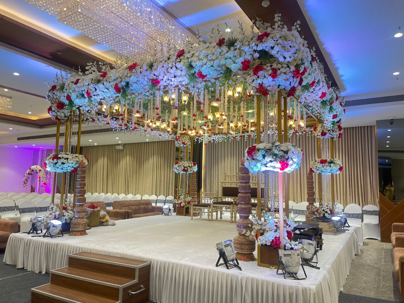Nirala Crystal Banquet, Mumbai