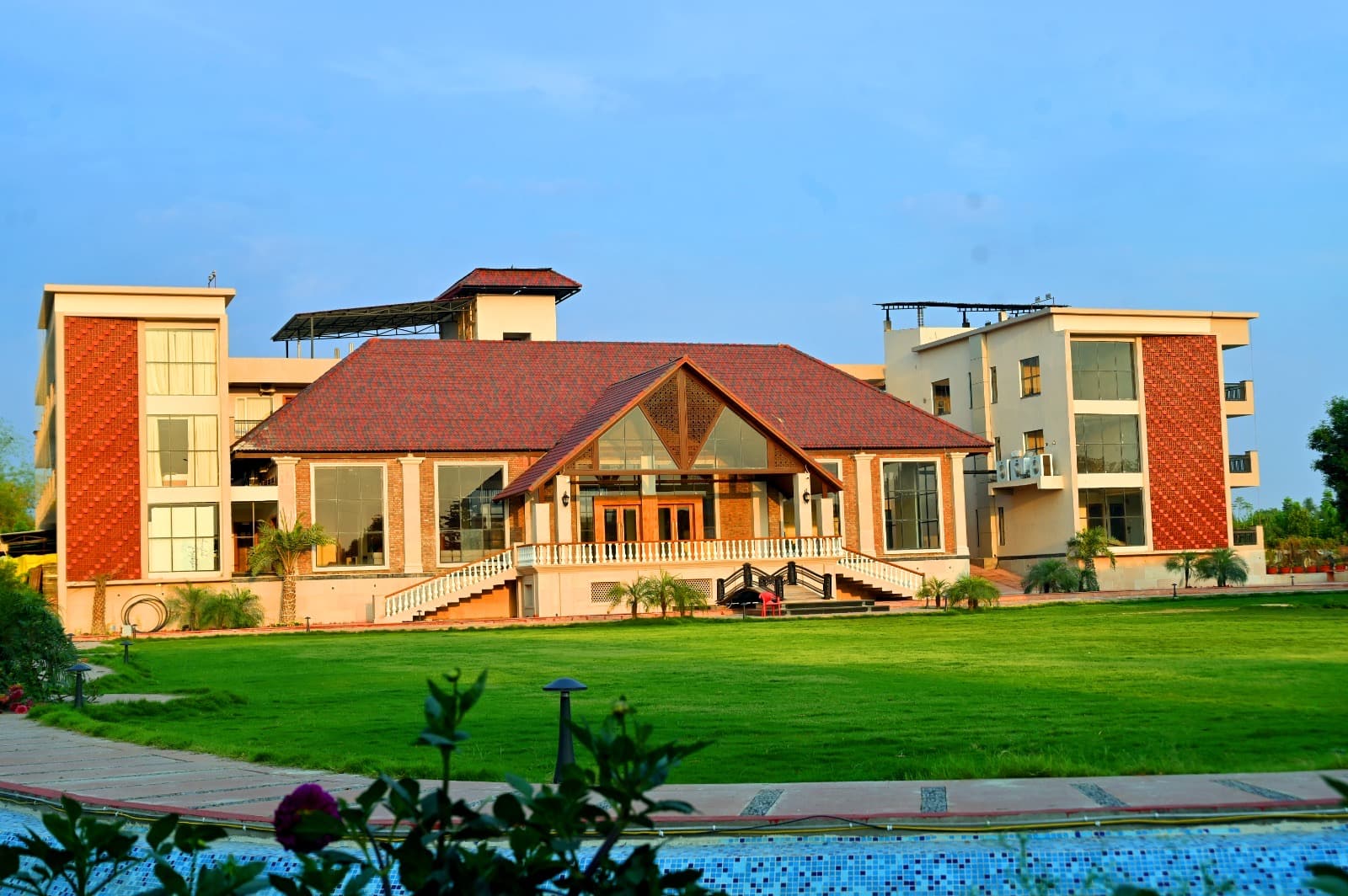 The Village Lake Resort, Varanasi