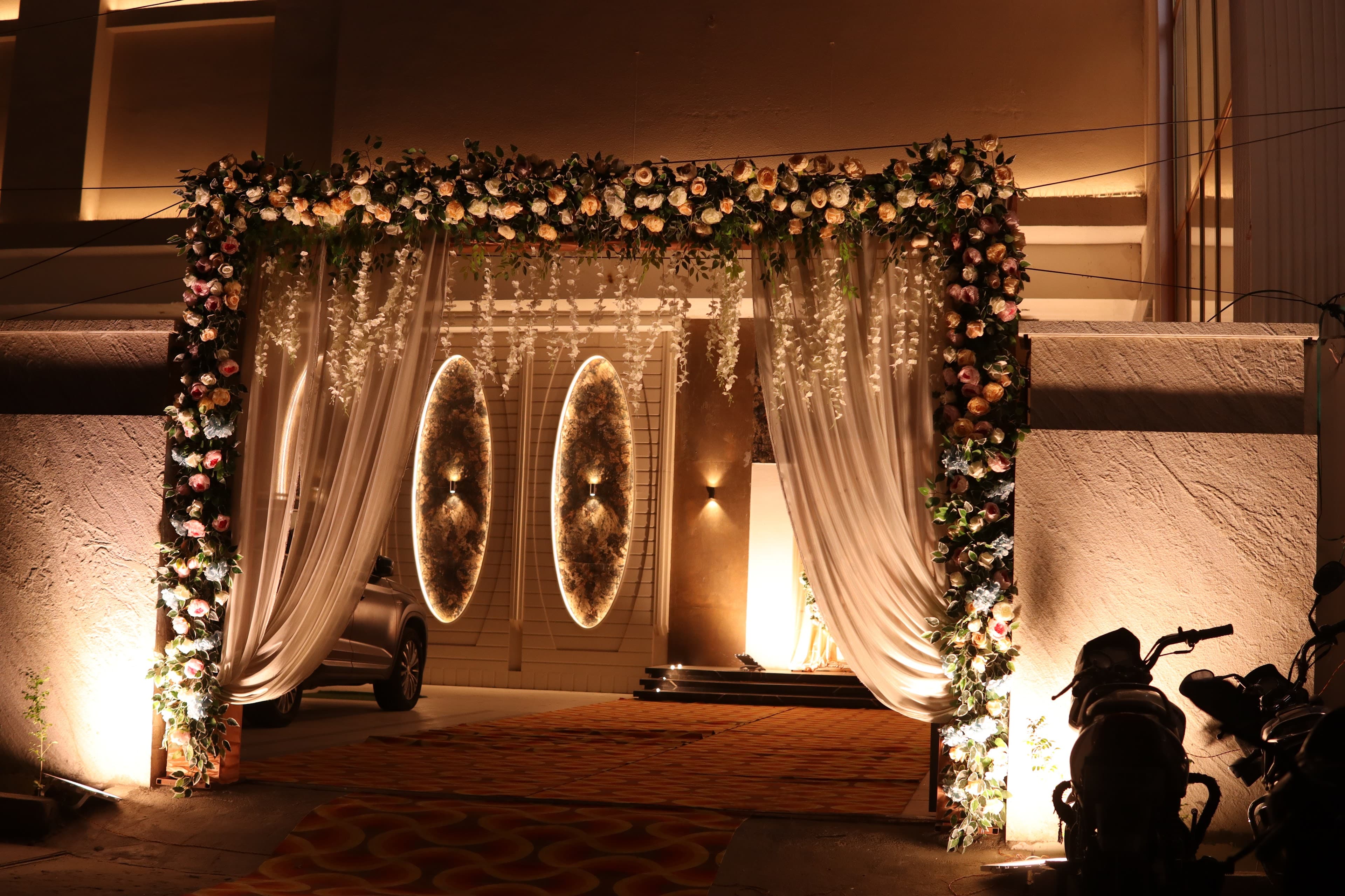 The Savàya, Kanpur
