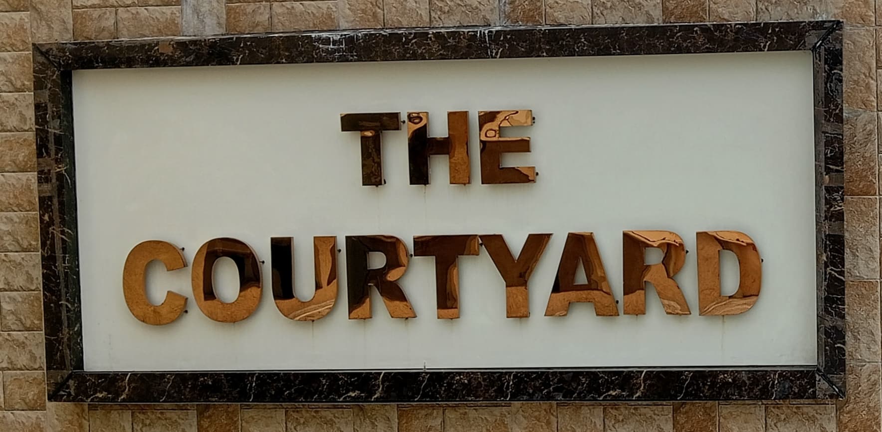 The Courtyard Banquet And Lawn, Howrah