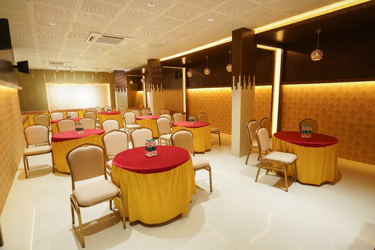 Royal Party Hall, Madurai