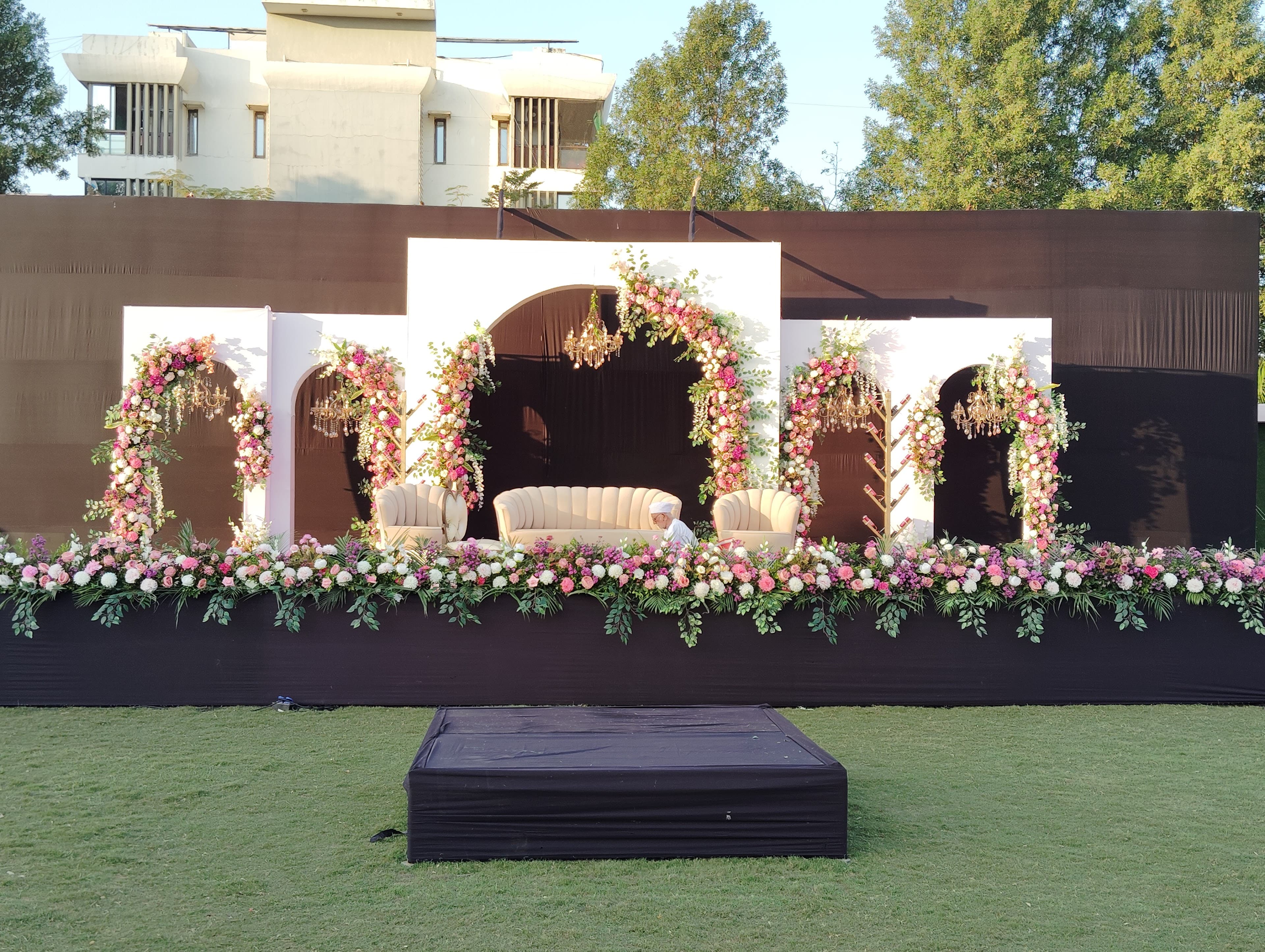 Shivaanta Lawns & Banquet, Vadodara