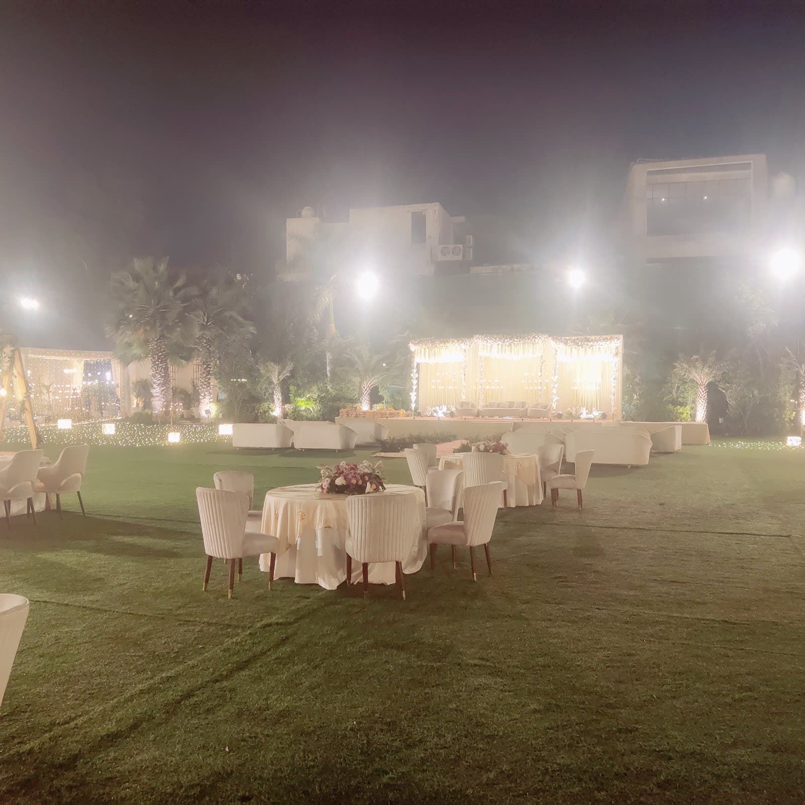 Aurum Banquet Hall & Farm, Delhi