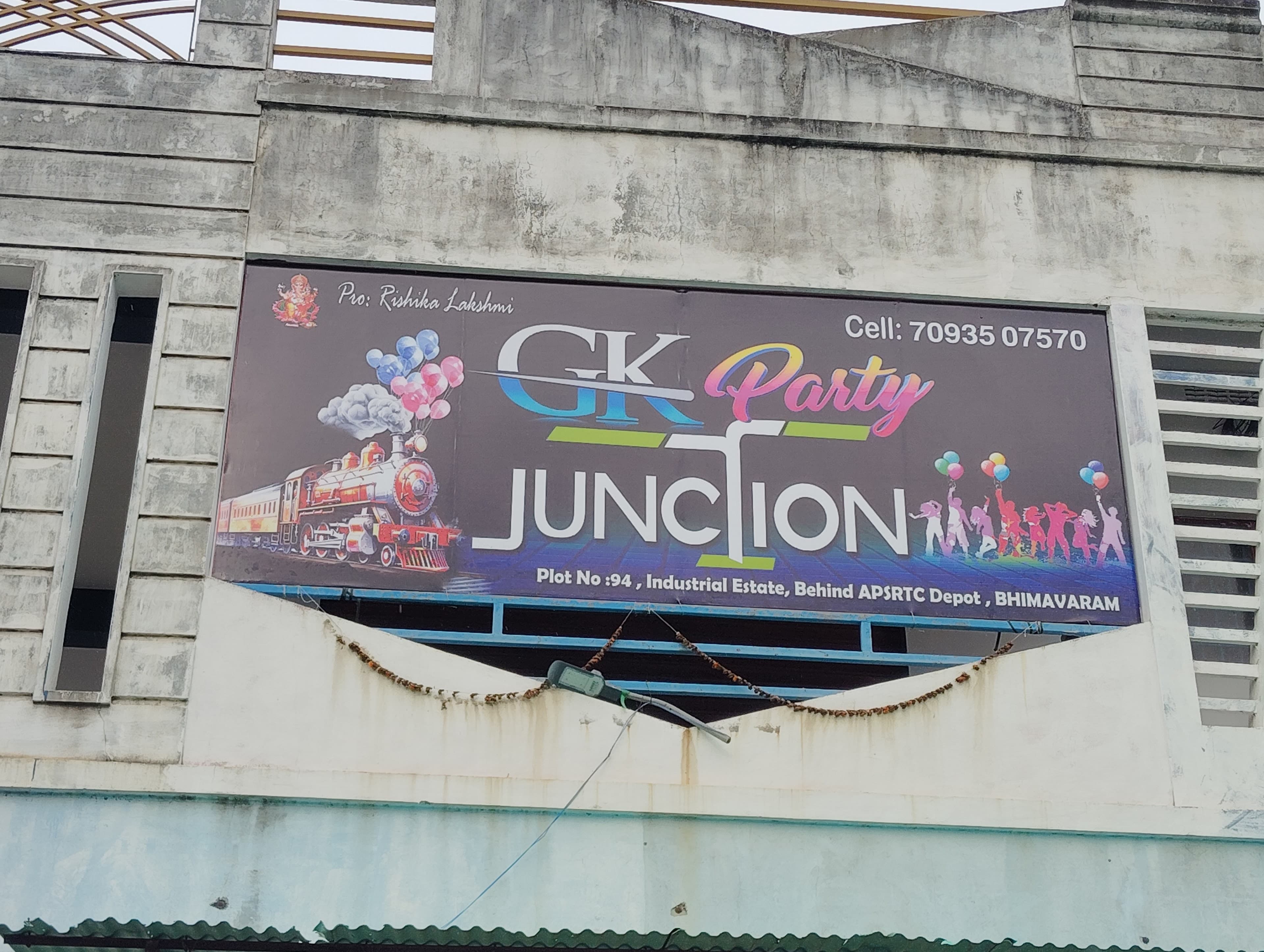 GK party junction, Bhimavaram