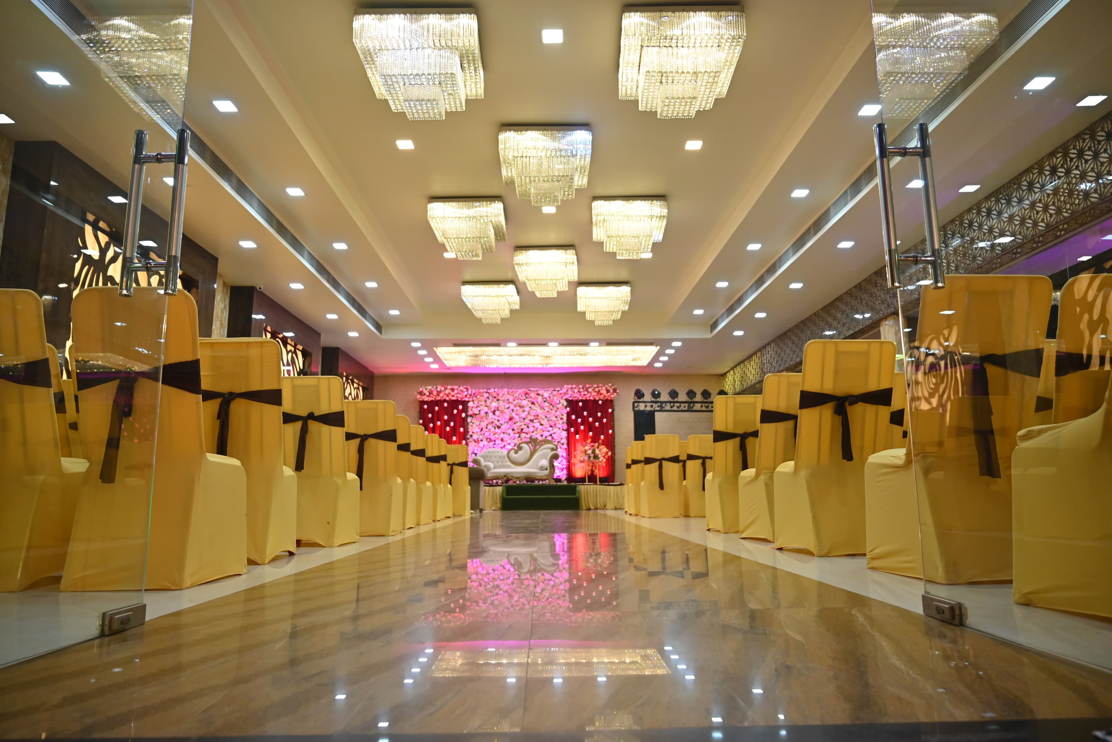 The Wedding Bell, Kanpur