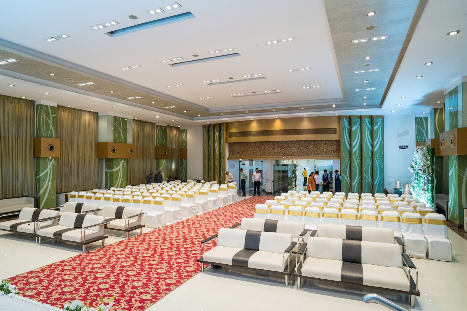 Jalaram Hall, Mumbai