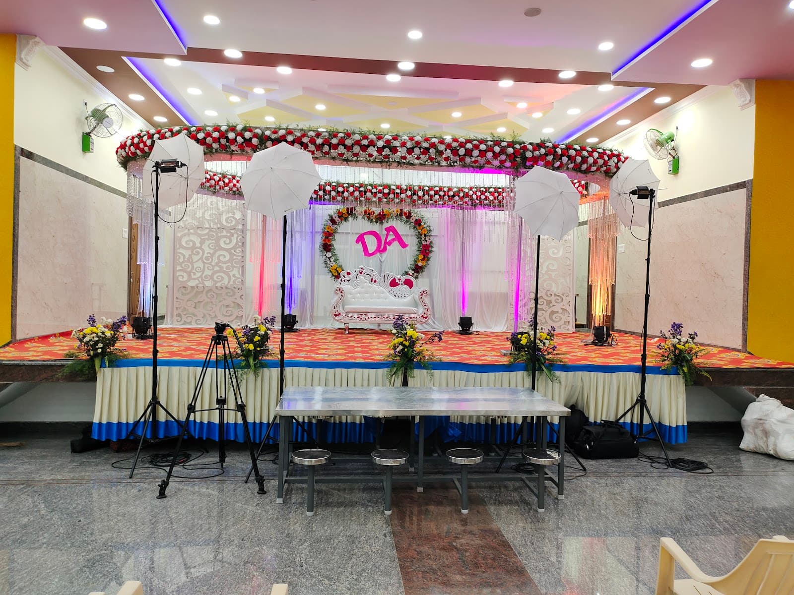 CRV Mahal, Vellore