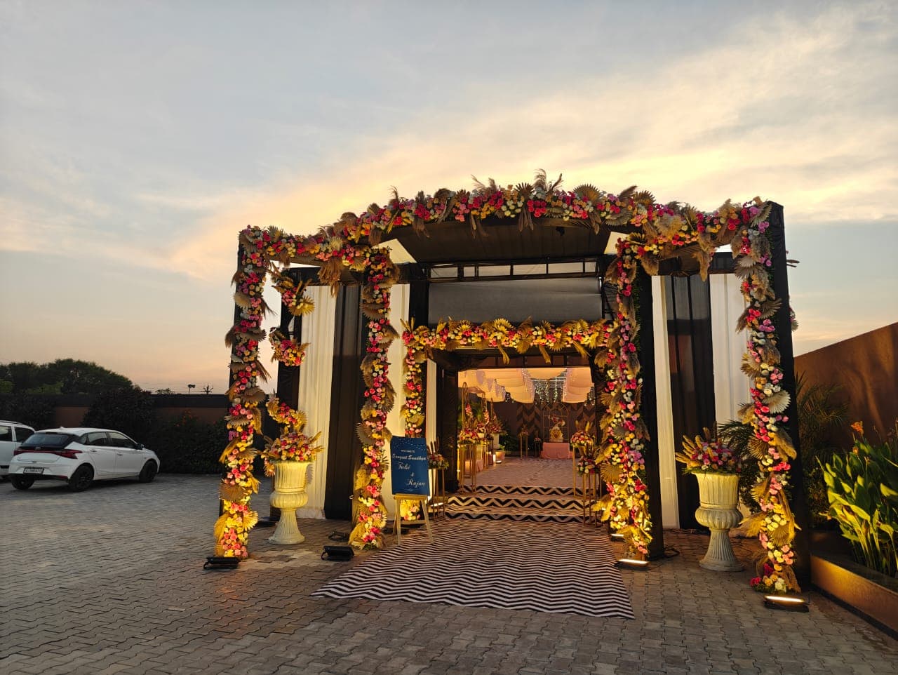 Divine Green Party Plot, Gandhinagar