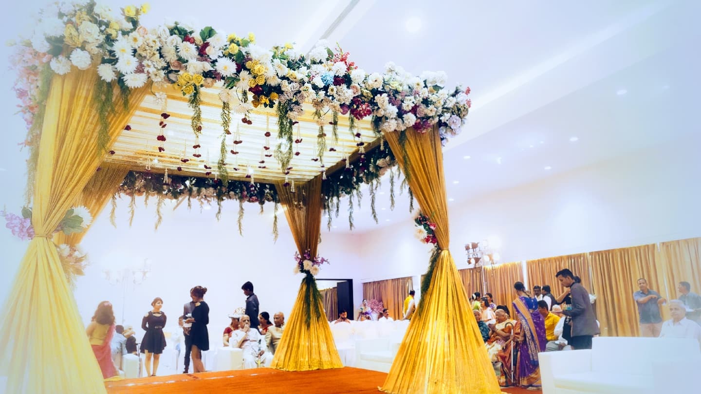 Manohar Gardens Lawns & Banquet Halls, Nashik