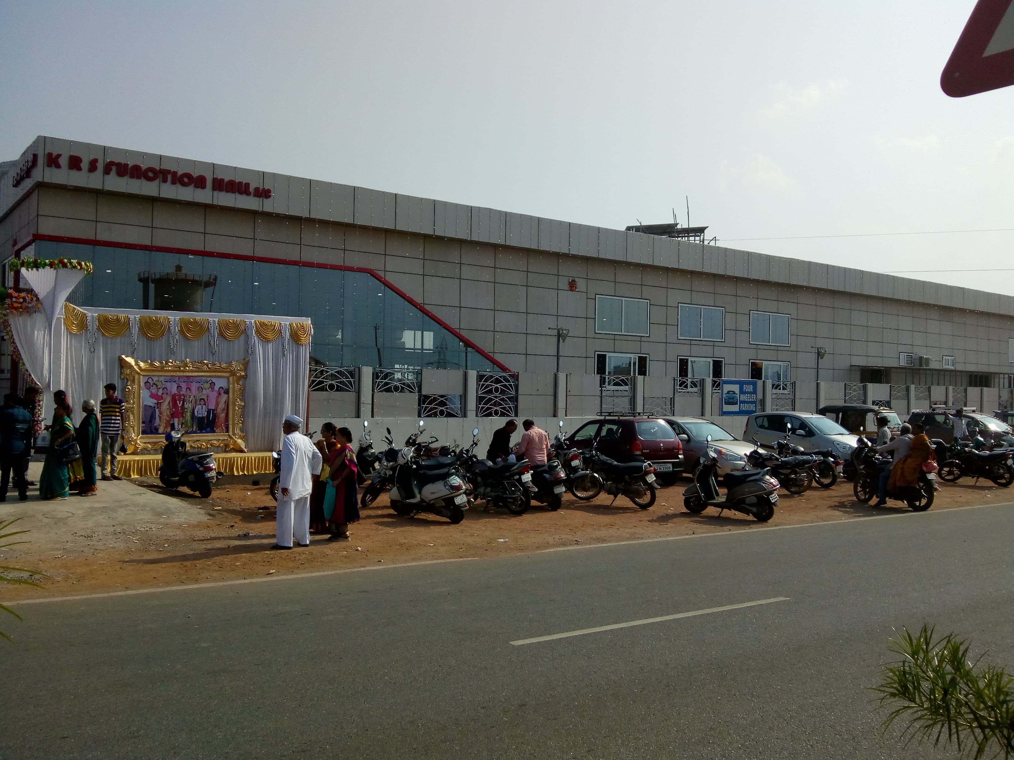 KRS FUNCTION HALL, Ballari