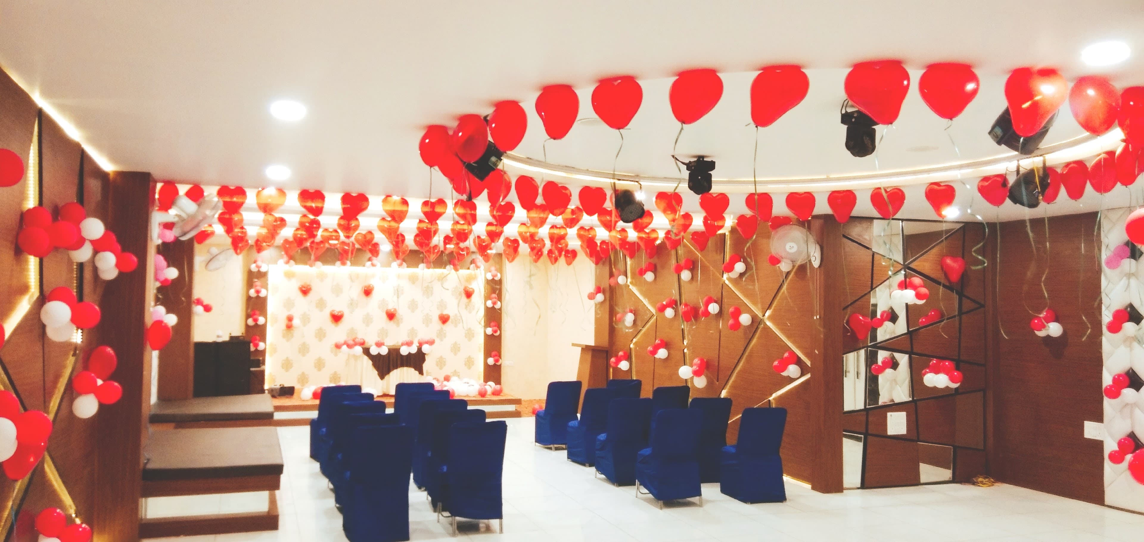 Medallion Party Hall, Ujjain