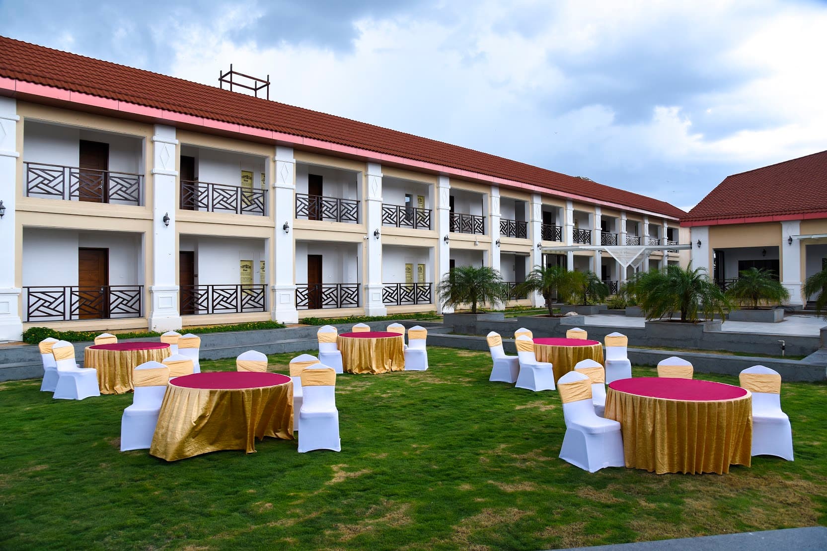 Spoorti Resort & Clubhouse, Vijayapura