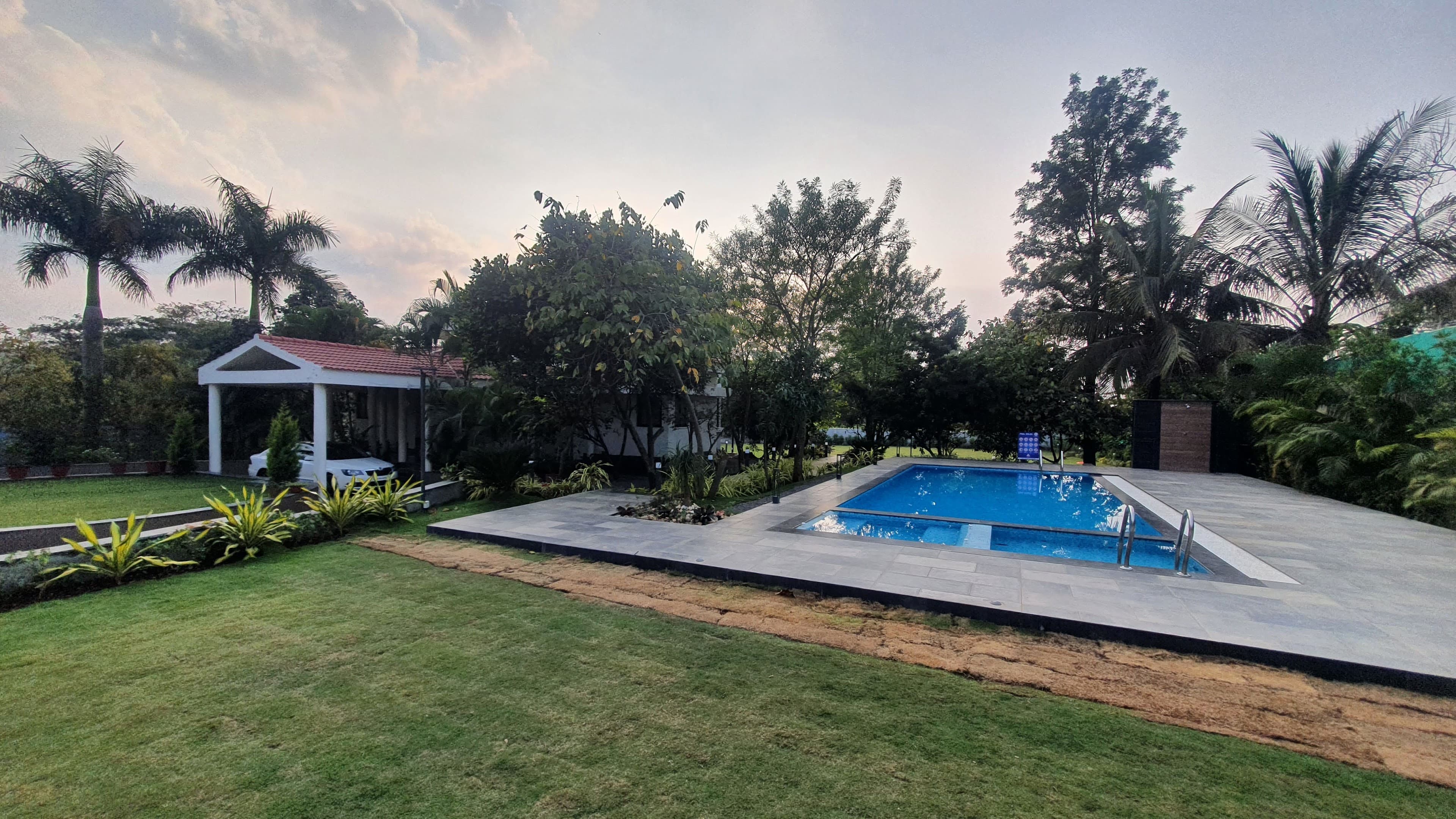 BADE FARMS, Kolhapur