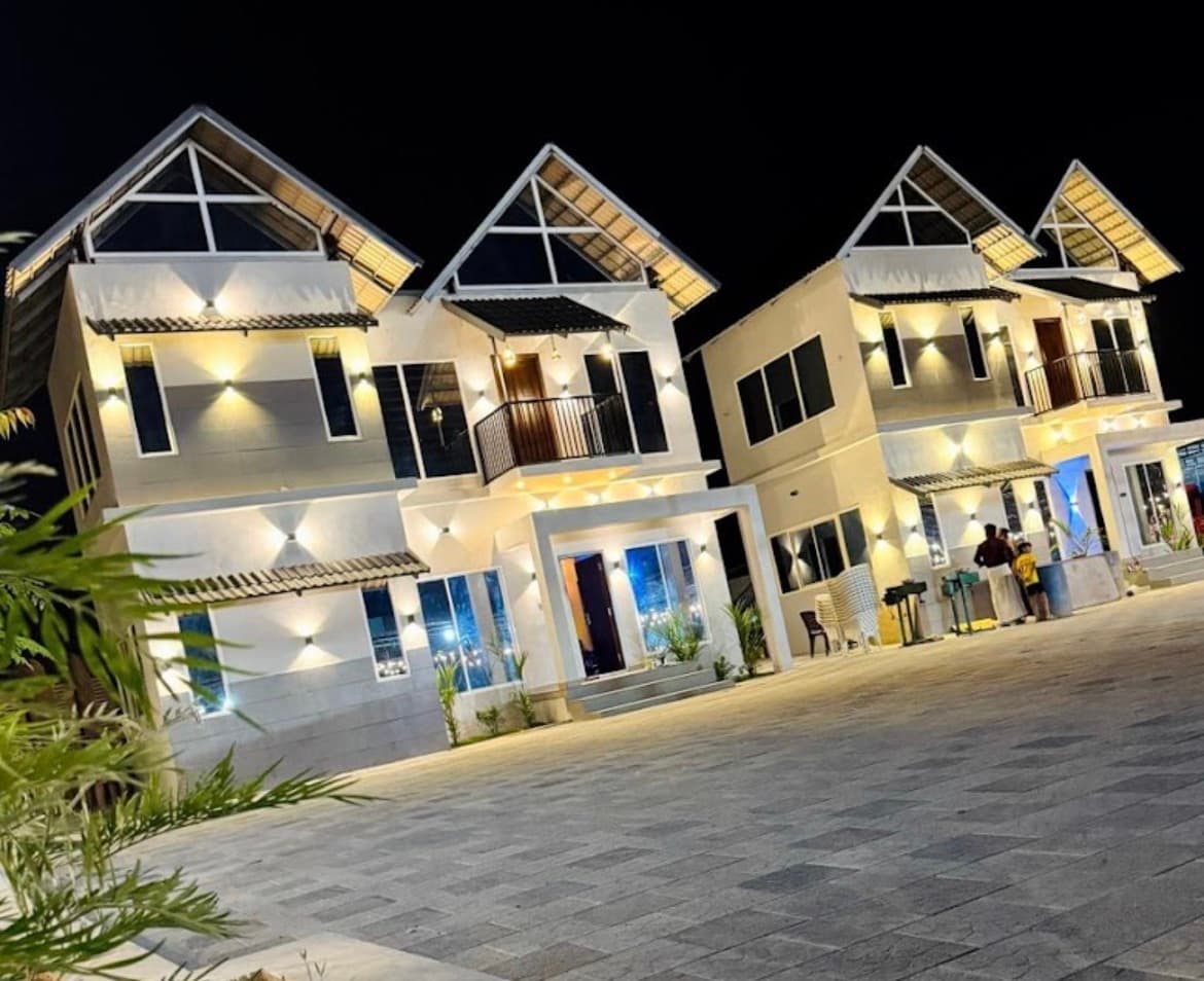 THE FLORA BY SUNFLOWER, Kasaragod