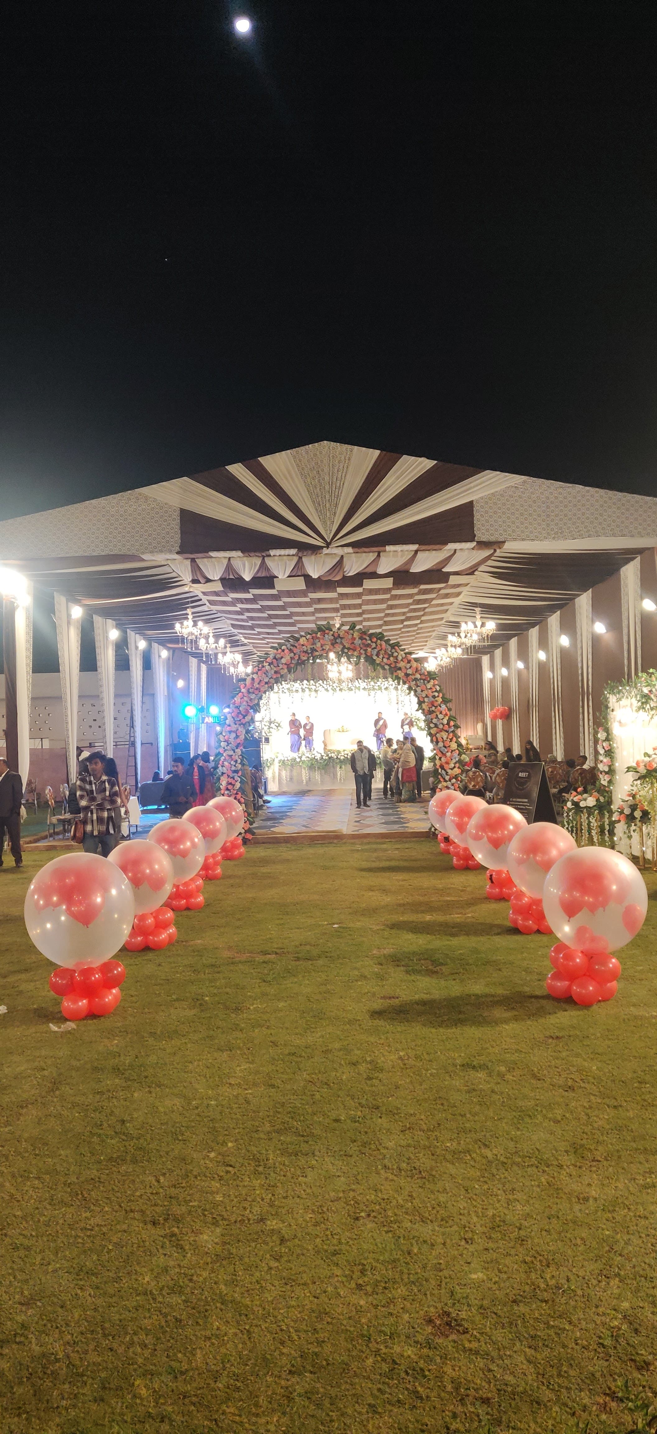 DownTown Banquet And Lawns, Prayagraj