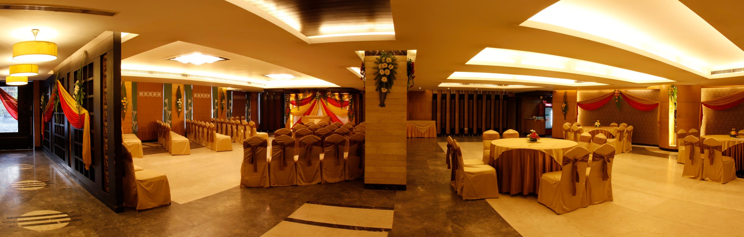 Essence Banquets, Lucknow