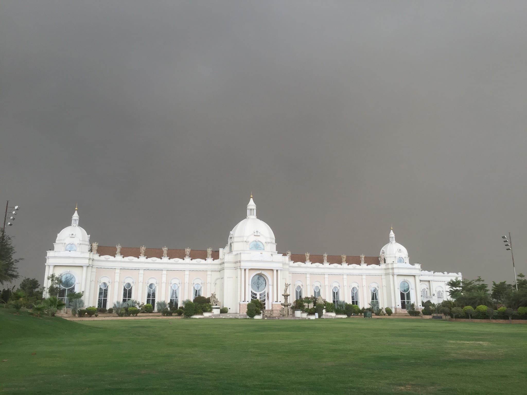 Klasston Grand Resort, Ludhiana