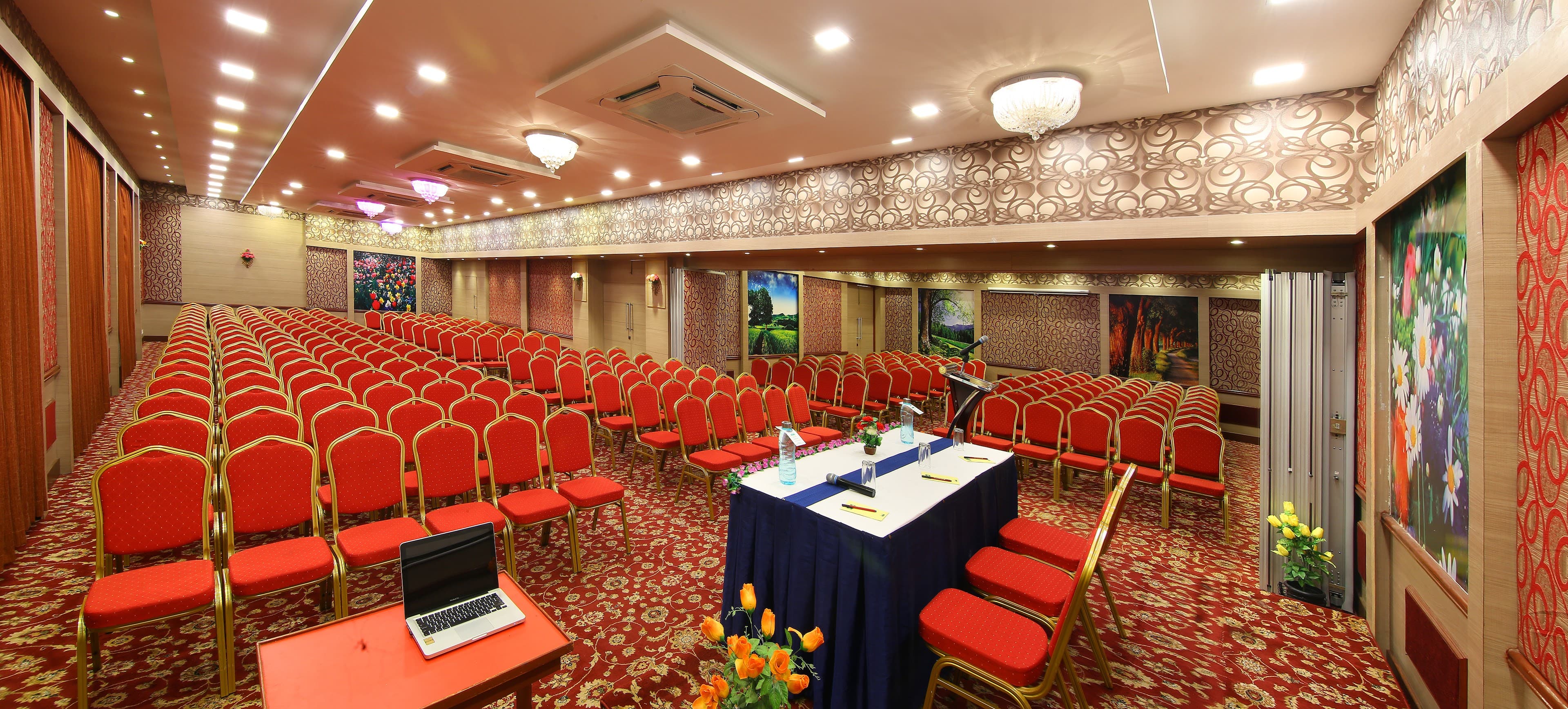 Royal Court Banquet Hall, Madurai