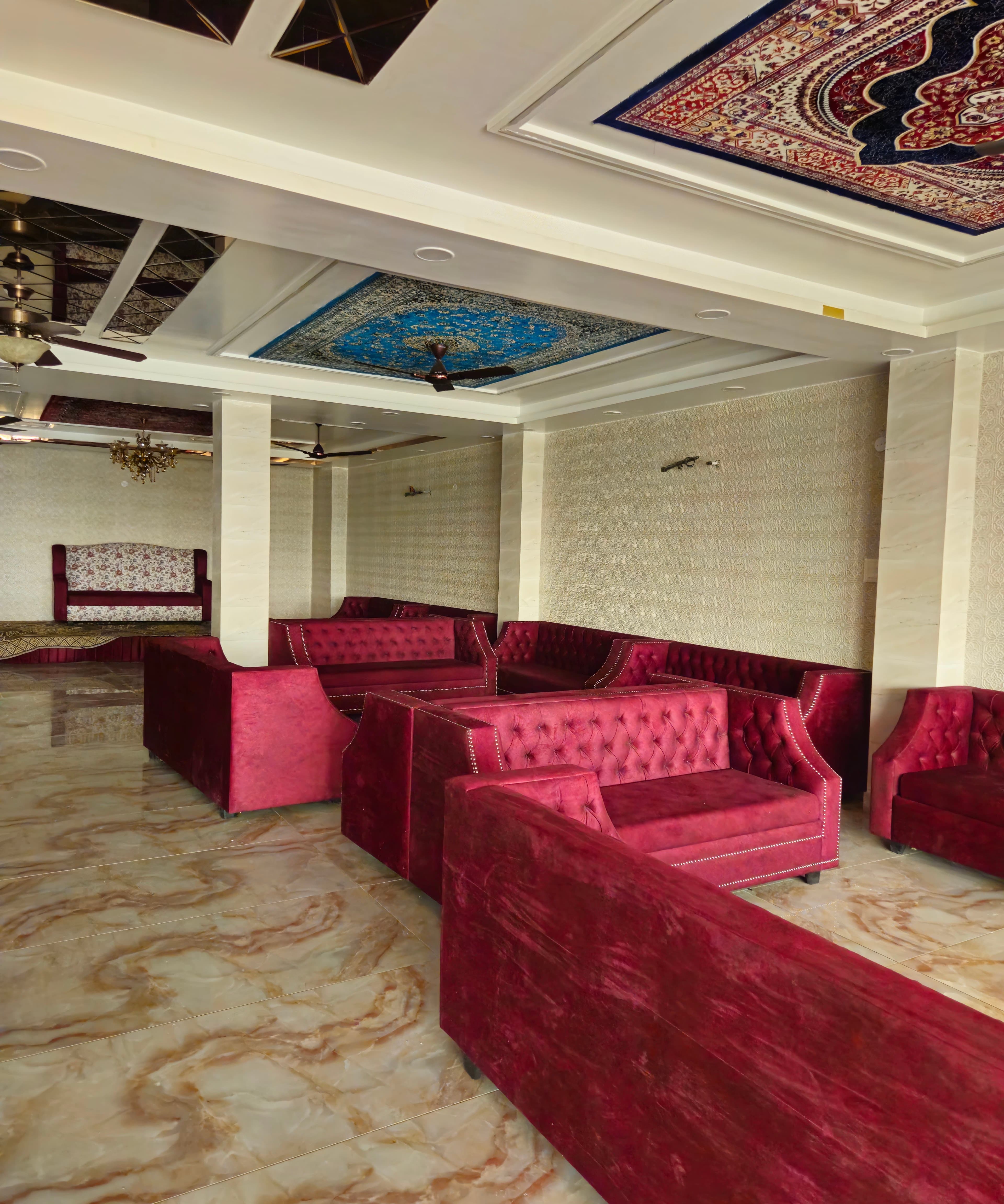 Humsafar Palace, Meerut