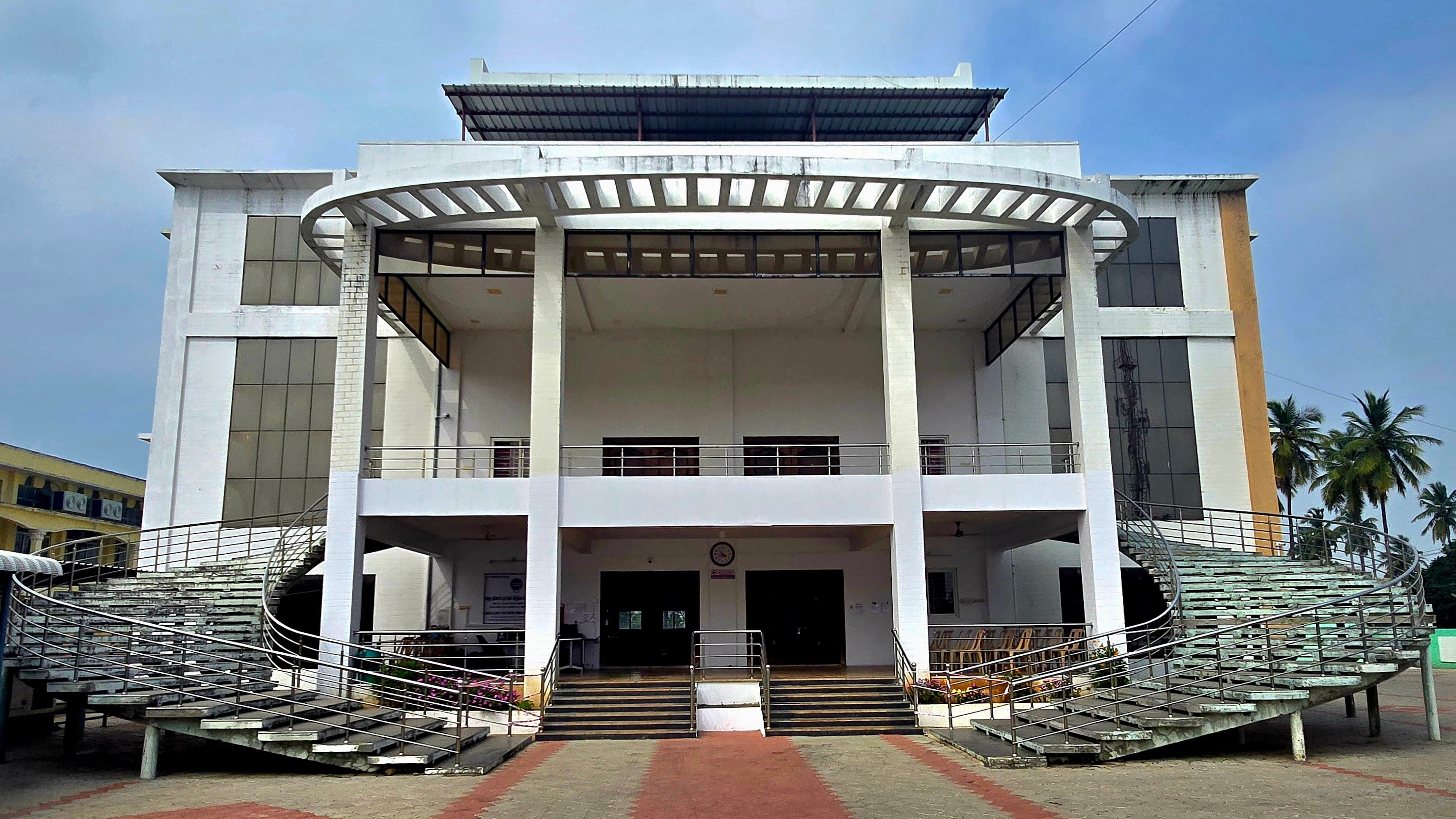 VSP THIRUMANA MAHAL, Villupuram