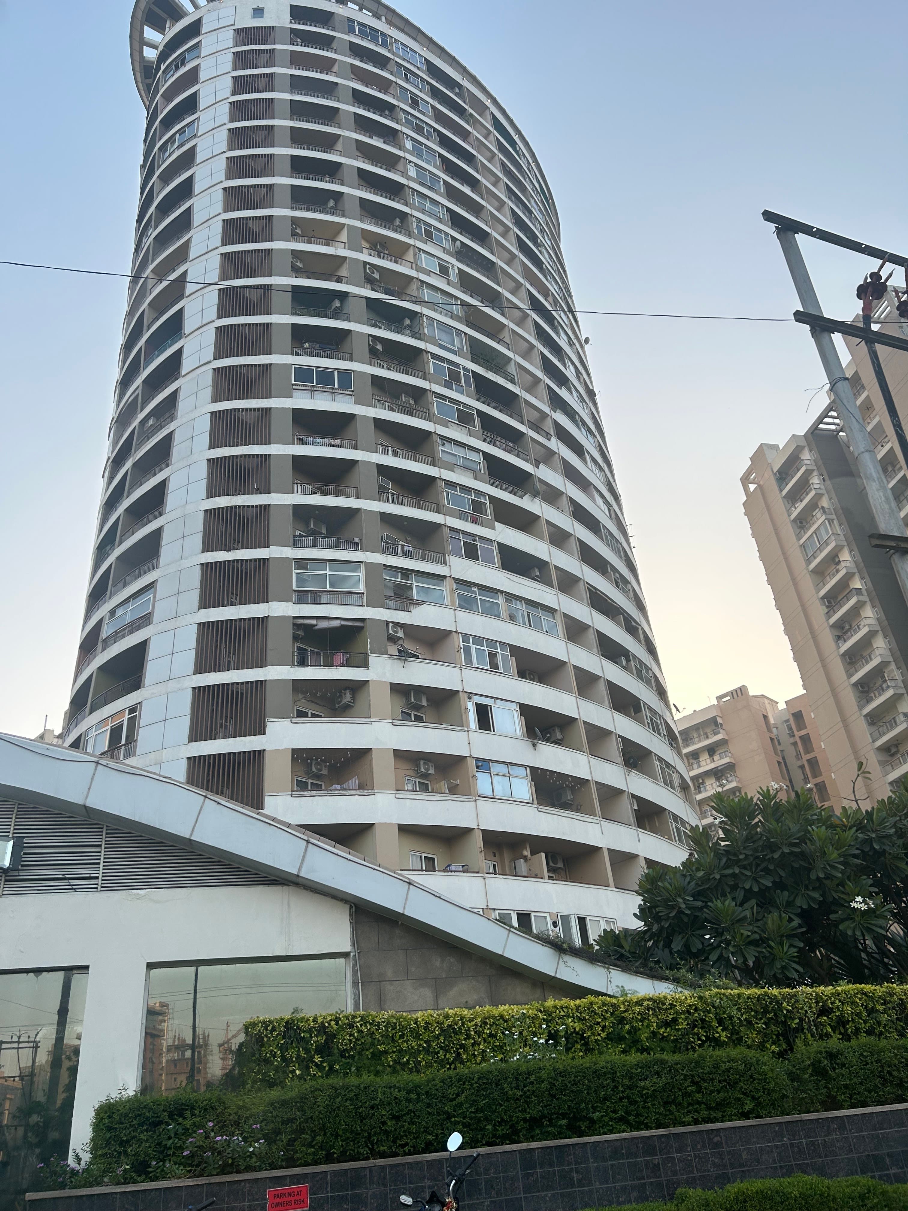 Gulshan Vivante Banquet, Noida