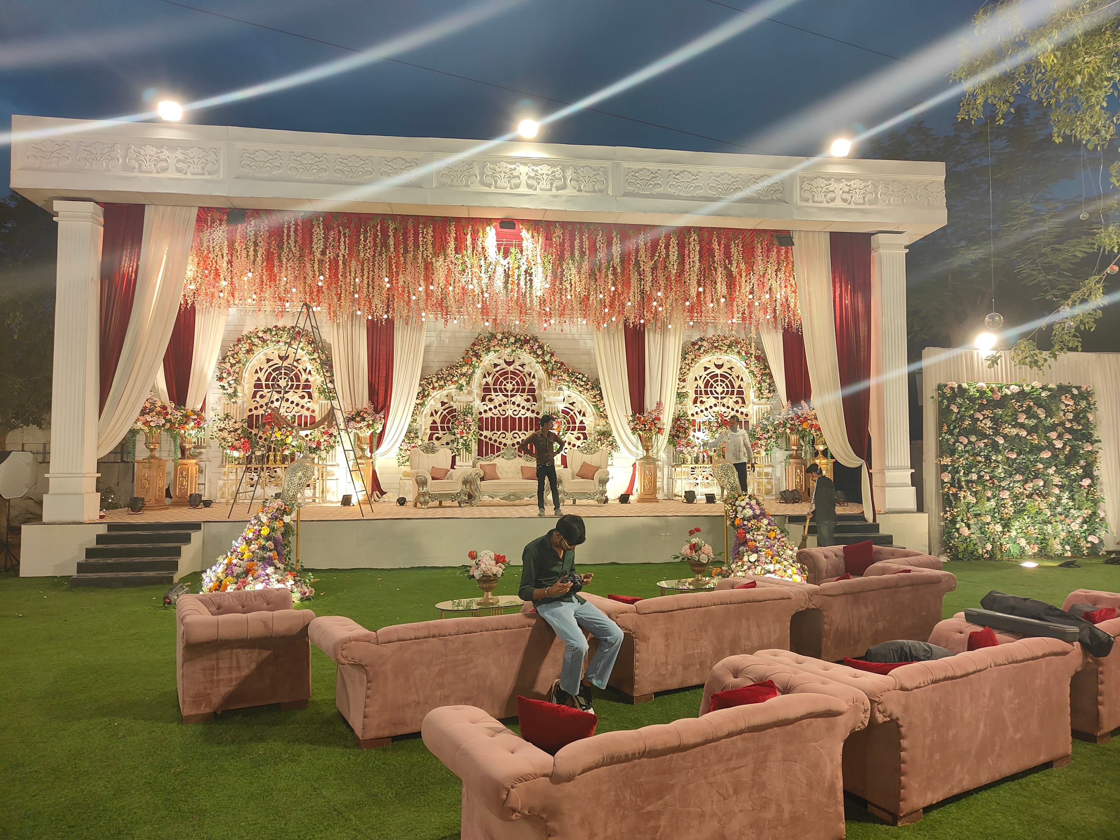 Raas Banquet, Ghaziabad