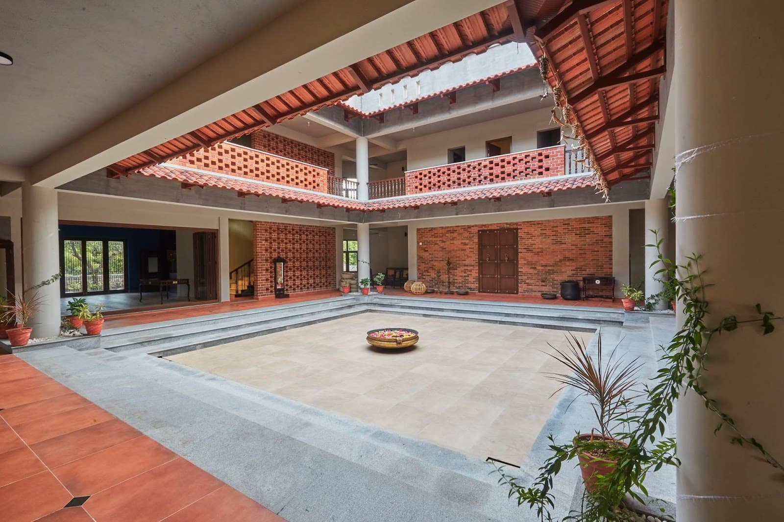 Miththam, Chennai
